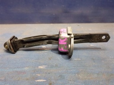 Ограничитель двери передний правый Nissan  Sunny FB14 GA15DE 1998 