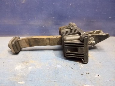 Ограничитель двери передний правый Toyota  Avensis AZT251W 2AZ-FSE 2008 