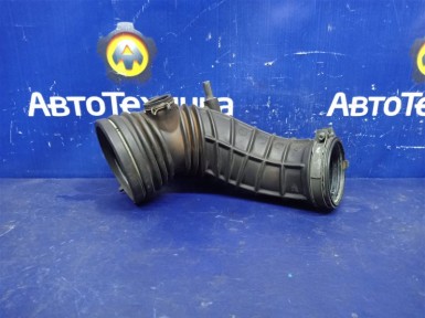 Патрубок воздушного фильтра Honda Accord  CL7 K20A 2003 