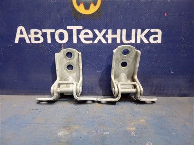 Петля двери передняя правая Nissan Serena  GC27 MR20DD 2016 