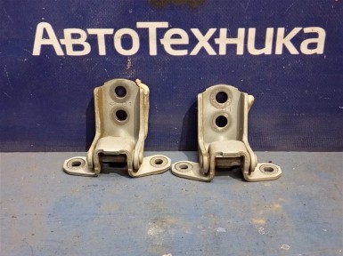 Петля двери передняя левая Nissan Sunny FB14  GA15DE 1998 