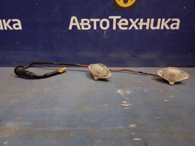 Подсветка номера задняя Nissan Sunny FB14  GA15DE 1998 