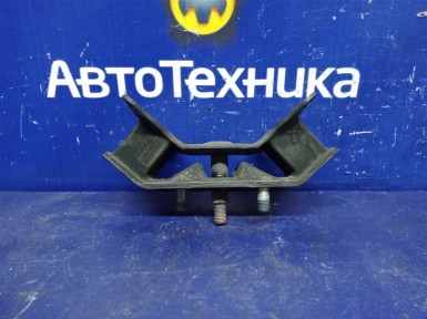 Подушка коробки передач задняя Subaru Forester  SH5 EJ205 2008 