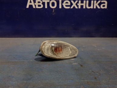 Повторитель в крыло передний правый Mitsubishi Airtrek/outlander CU5W 4G69 2005