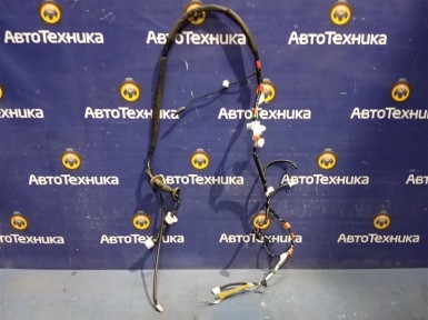 Проводка багажника задняя Toyota Vitz KSP130  1KR-FE 2012 