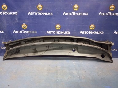 Решетка под лобовое стекло Nissan Note E11 HR15DE 2012