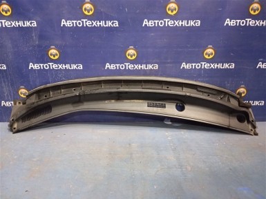 Решетка под лобовое стекло Nissan Note HE12  HR12DE 2019 