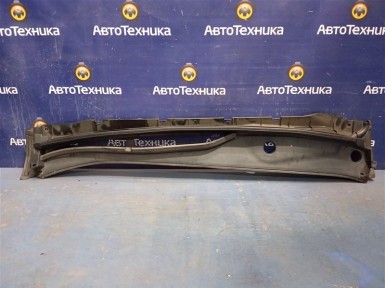 Решетка под лобовое стекло Nissan Serena GC27 MR20DD 2016