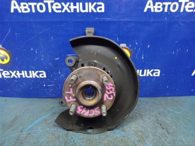 Ступица передняя левая Toyota Vitz SCP13  2SZ-FE 2003 