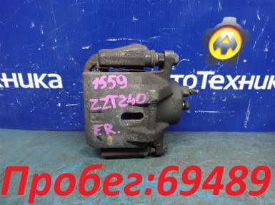 Суппорт передний правый Toyota Premio ZZT240  1ZZ-FE 2002 