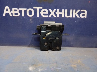 Замок багажника задний Nissan Tiida C11 HR15DE  2007 