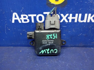 Блок управления вентилятором Mitsubishi Airtrek  CU2W 4G63 2002 