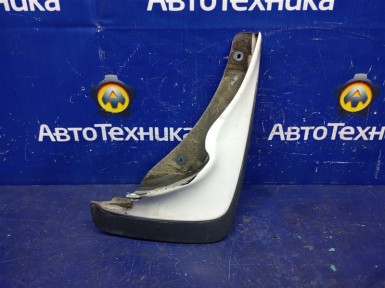 Брызговик передний правый Nissan Sunny FB14  GA15DE 1998 