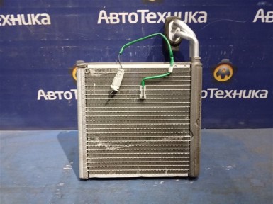 Испаритель кондиционера Honda Stream RN6 R18A 2010