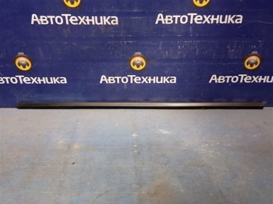 Молдинг стекла задний правый Mitsubishi Galant  EA7A 4G94 2003 