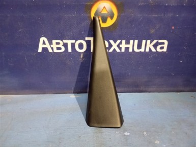 Накладка на дверь задняя правая Nissan Note HE12 HR12DE 2019