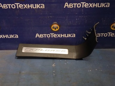 Накладка на порог передняя правая Ford Explorer  U502 T35P 2011 