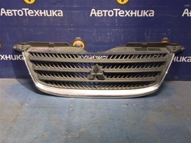 Решетка радиатора Mitsubishi Airtrek CU2W 4G63 2002