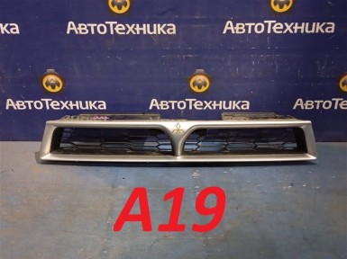 Решетка радиатора Mitsubishi Galant EA7A  4G94 2003 