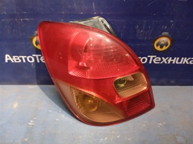 Стоп-сигнал задний левый Toyota Corolla Spacio  ZZE122N 1ZZ-FE 2002 