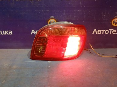 Стоп-сигнал задний правый Toyota Vitz SCP13  2SZ-FE 2003 