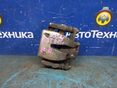 Суппорт задний правый Toyota Avensis AZT251W  2AZ-FSE 2008 