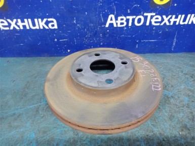 Тормозной диск передний Toyota Corolla Spacio ZZE122N 1ZZ-FE 2002