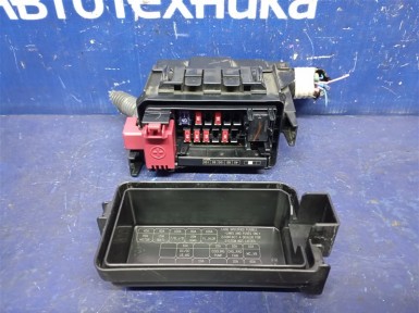 Блок предохранителей Nissan Note HE12 HR12DE  2019 