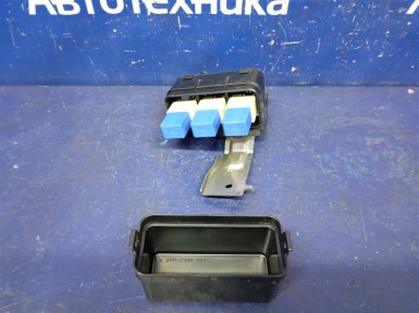 Блок предохранителей Nissan Serena GC27 MR20DD  2016 