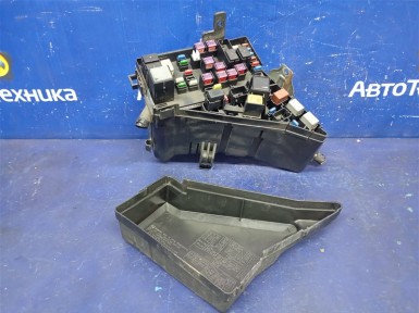 Блок предохранителей Subaru Forester SH5  EJ205 2008 