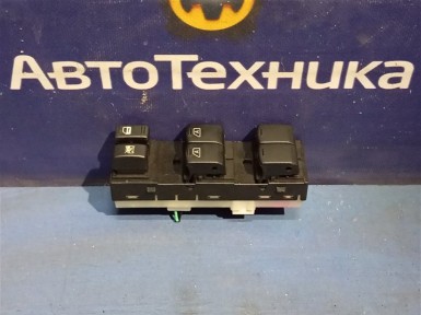 Блок управления стеклами передний правый  Nissan Murano PNZ51 VQ35DE 2009 