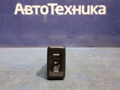 Кнопка включения обогрева сидений передняя правая Subaru Legacy Lancaster BH9 EJ254 2000