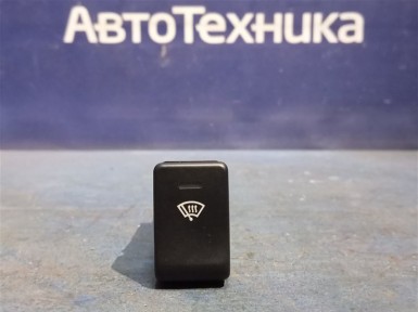Кнопка включения обогрева стекла передняя Subaru Forester SG5 EJ202 2004