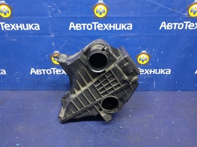 Корпус воздушного фильтра Nissan Note E11  HR15DE 2012 