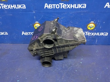 Корпус воздушного фильтра Nissan Tiida C11  HR15DE 2007 