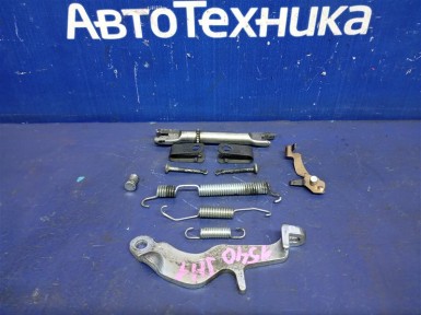 Механизм стояночного тормоза задний правый  Honda N-wgn JH1 S07A 2017 