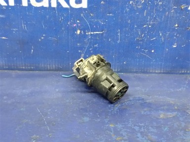 Моторчик омывателя задний Toyota Corolla  Fielder NZE141G 1NZ-FE 2010 