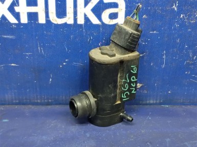 Моторчик омывателя Toyota Ist NCP61 1NZ-FE  2005 