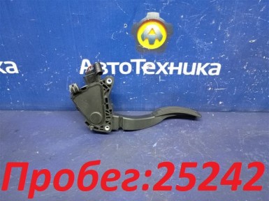 Педаль газа Nissan Note HE12 HR12DE 2019 