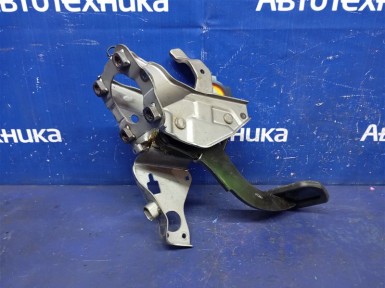 Педаль тормоза Nissan Serena GC27 MR20DD 2016