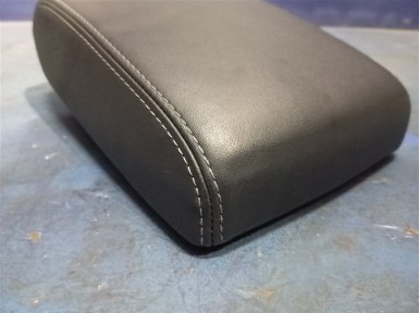 Подлокотник Subaru Levorg VM4 FB16E 2014