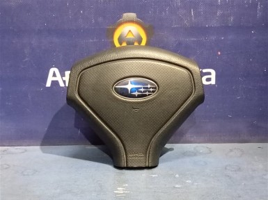 Подушка безопасности водителя Subaru Forester  SG5 EJ202 2004 