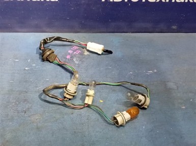 Проводка фар задняя правая Subaru Forester  SG5 EJ202 2004 