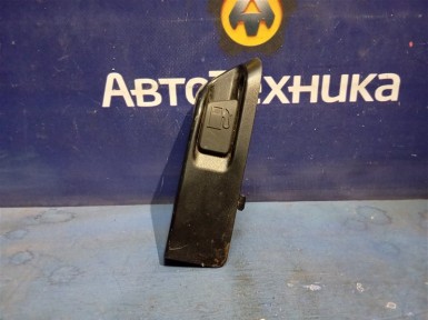Ручка открывания бензобака Toyota Vitz KSP130  1KR-FE 2012 