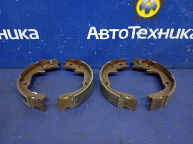 Тормозные колодки задние Subaru Legacy Lancaster  BH9 EJ254 2000 