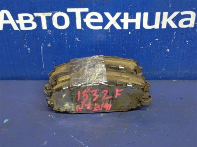 Тормозные колодки передние Toyota Corolla  Fielder NZE141G 1NZ-FE 2010 