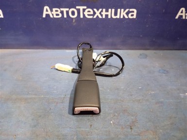 Замок ремня безопасности передний левый Toyota  Ist NCP61 1NZ-FE 2005 