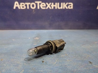 Цоколь лампы передний Honda Stream RN6 R18A  2010 