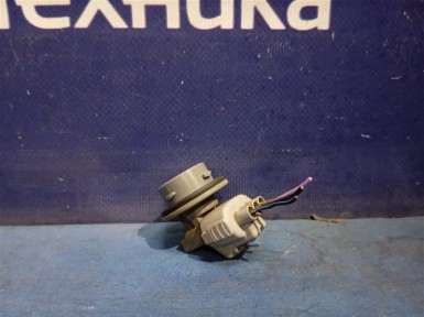 Цоколь лампы передний Subaru Legacy Lancaster  BH9 EJ254 2000 