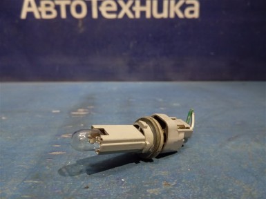 Цоколь лампы передний Toyota Corona Premio ST210 3S-FSE 2001